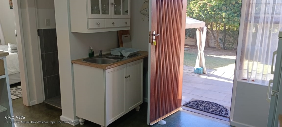 5 Bedroom Property for Sale in Bayview Western Cape